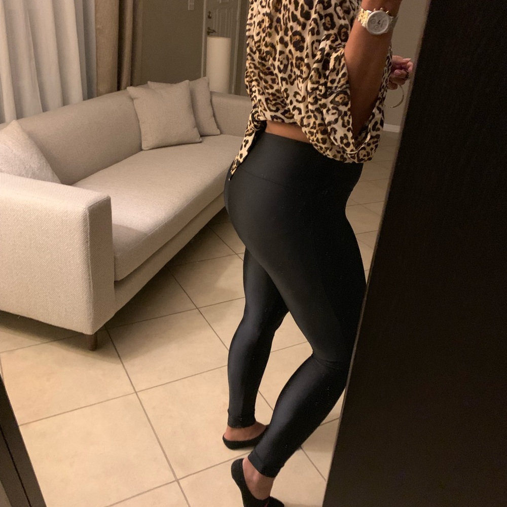 Leopard Print Wrap Top - Picture 3 of 4